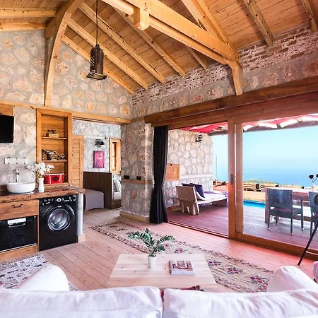 Prima Donna - Couples Only Hotel *